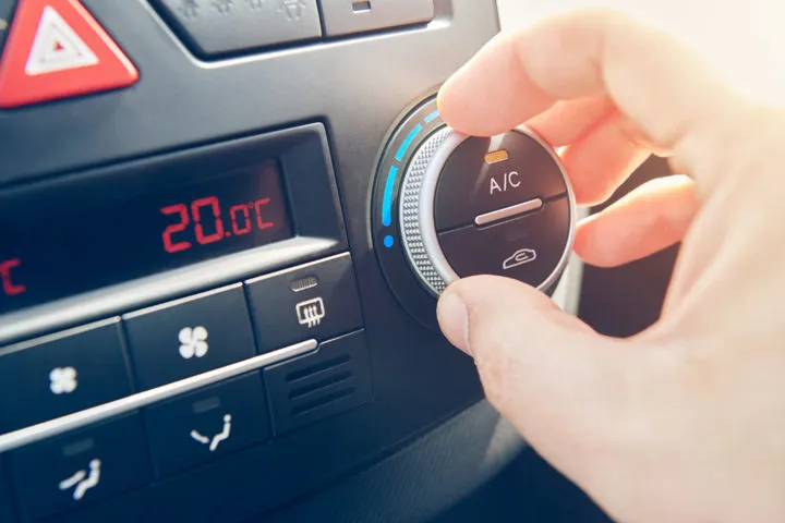 Ricarica del climatizzatore di auto a Verona